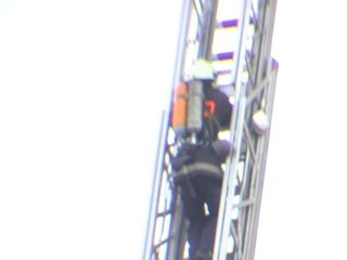 Einweisung der Kameraden kurz vor der Übung